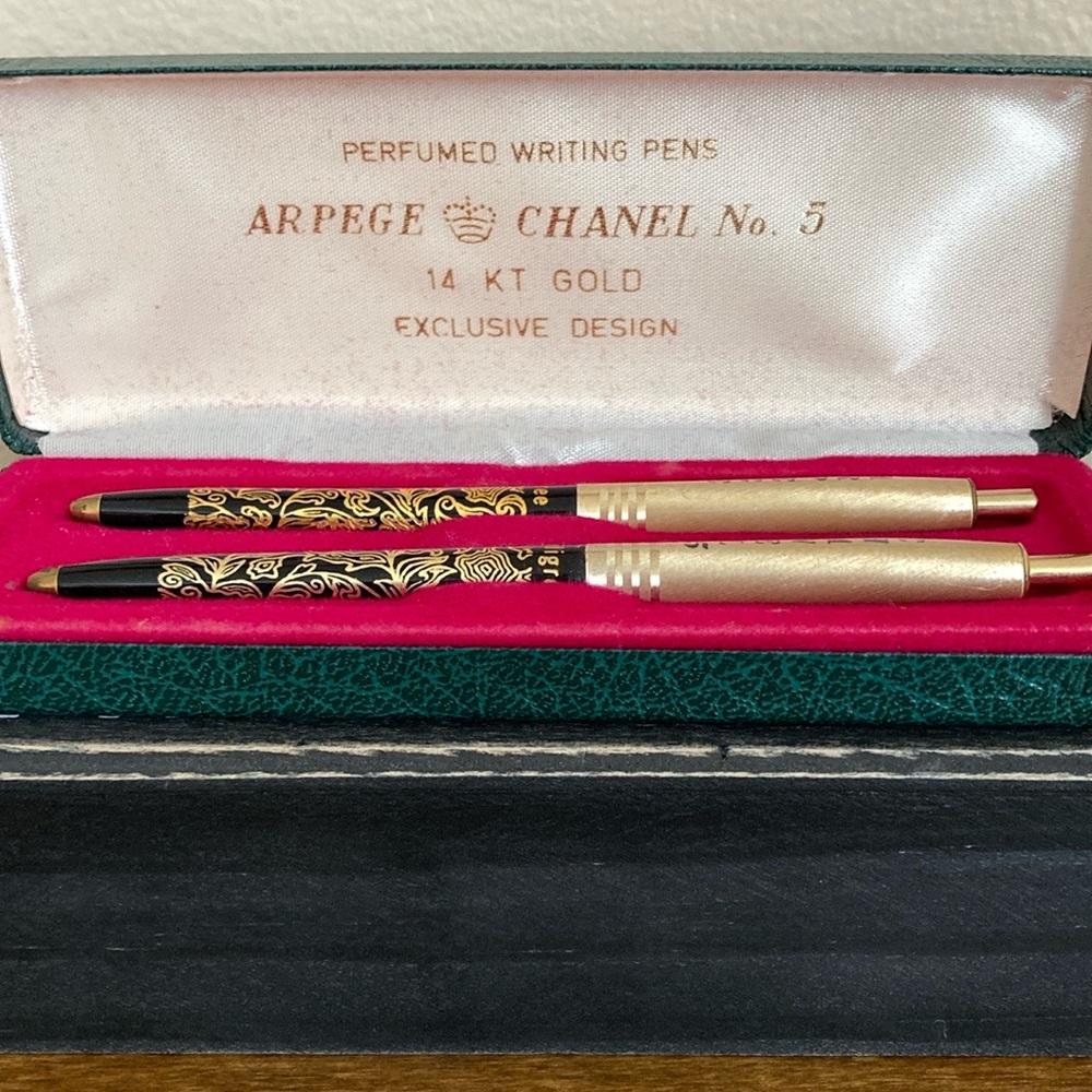 Vintage- Arpege Chanel No 5 14kt Gold in original box